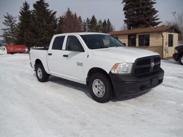 2017 RAM 1500 Tradesman Crew Cab 4WD